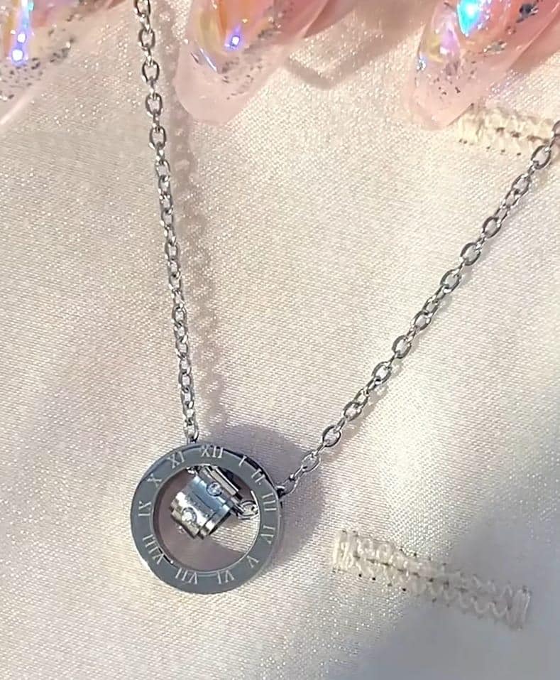 Stainless Steel Roman Numeral Necklace: Minimalist Elegant Jewelry