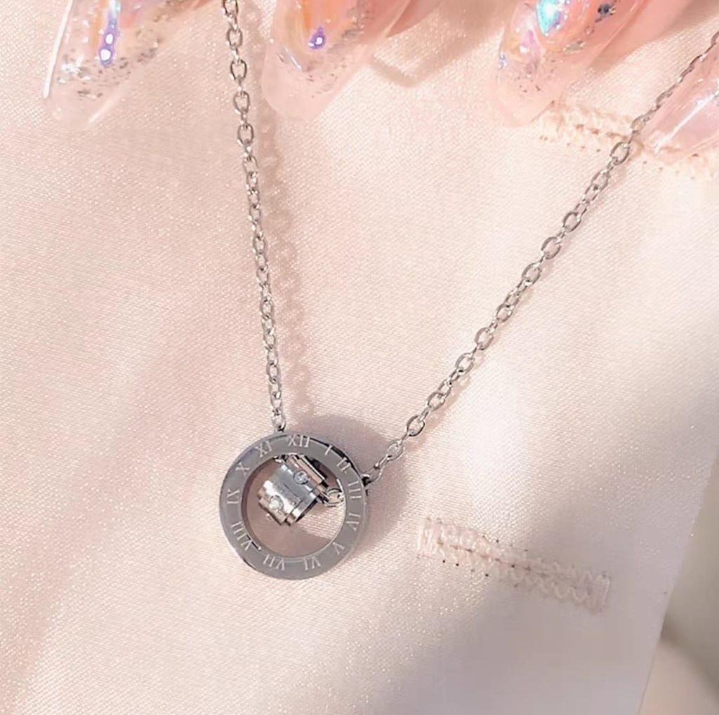 Stainless Steel Roman Numeral Necklace: Minimalist Elegant Jewelry